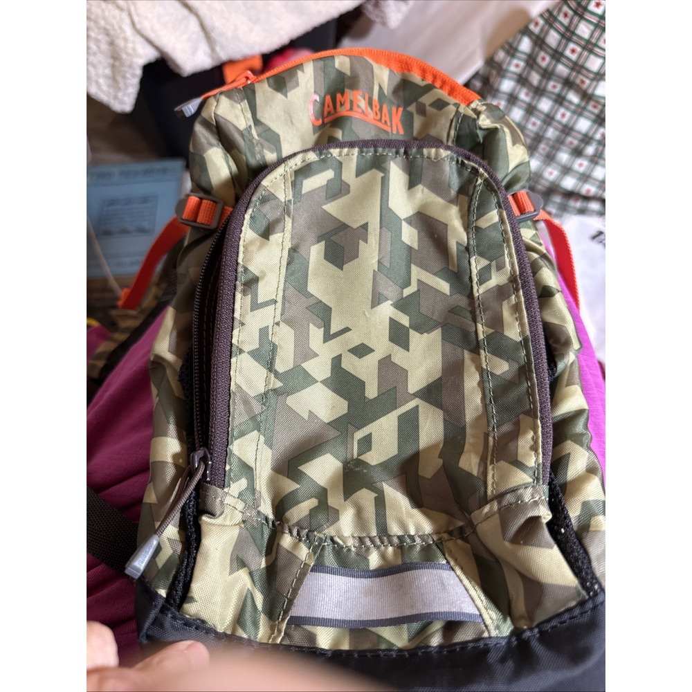 CAMELBAK Mini Mule M.U.L.E. Camoflauge Hydration Backpack 1.5 Liters No Hose